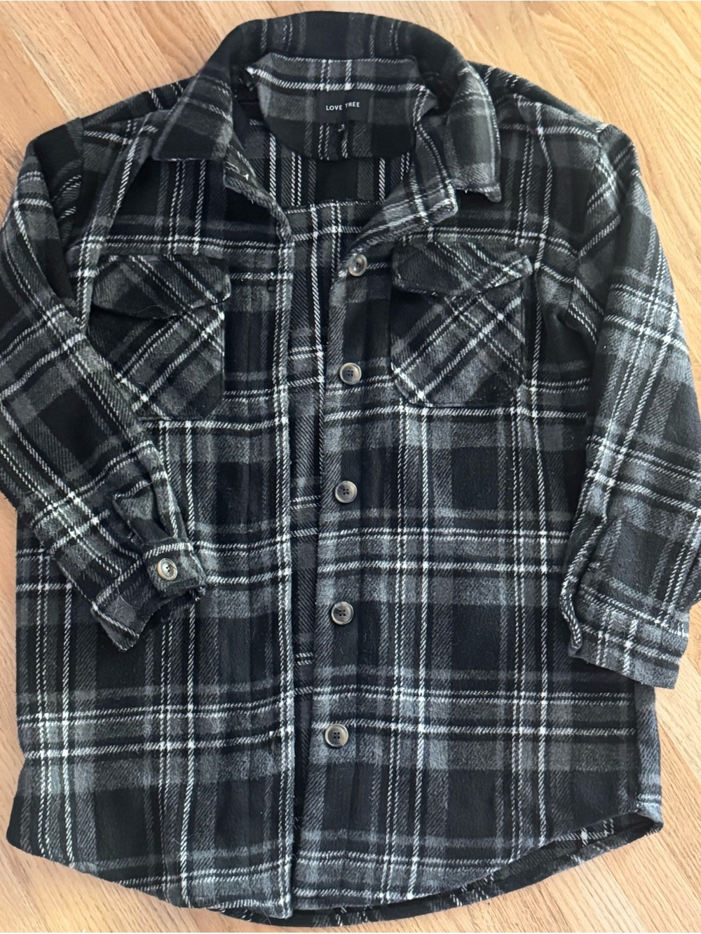 LOVE TREE flannel Black & Gray Plaid Button-Up Shacket shirt/jacket oversized